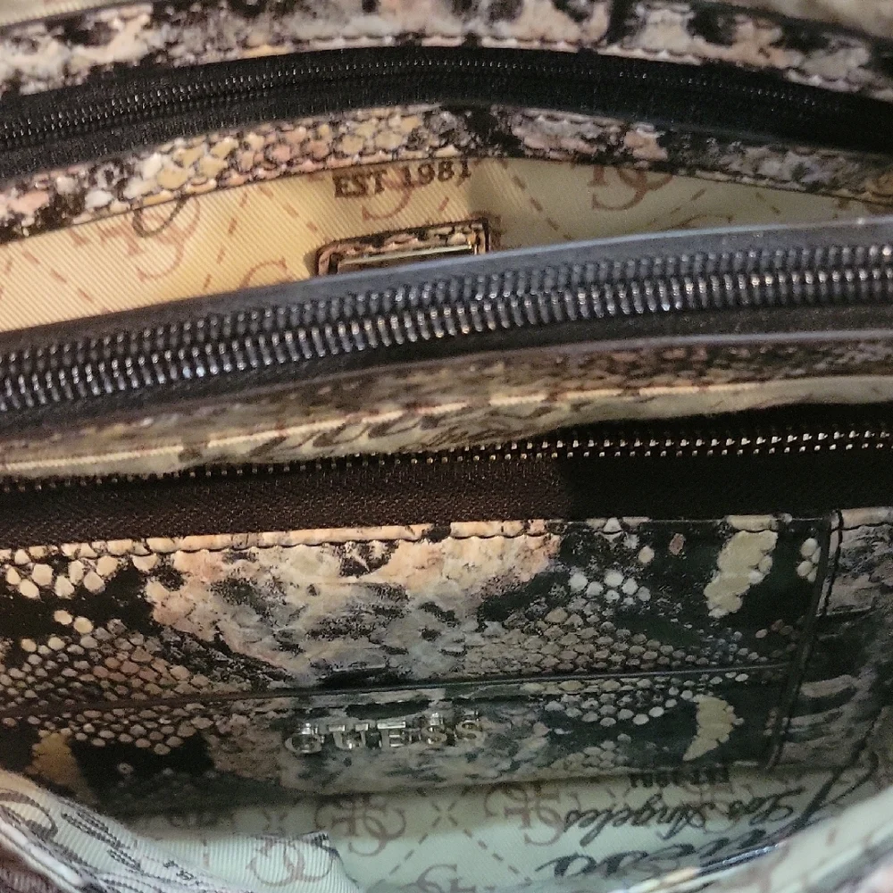 GUESS Multicolor Snake Print Satchel and Wallet - Picture 11 of 12